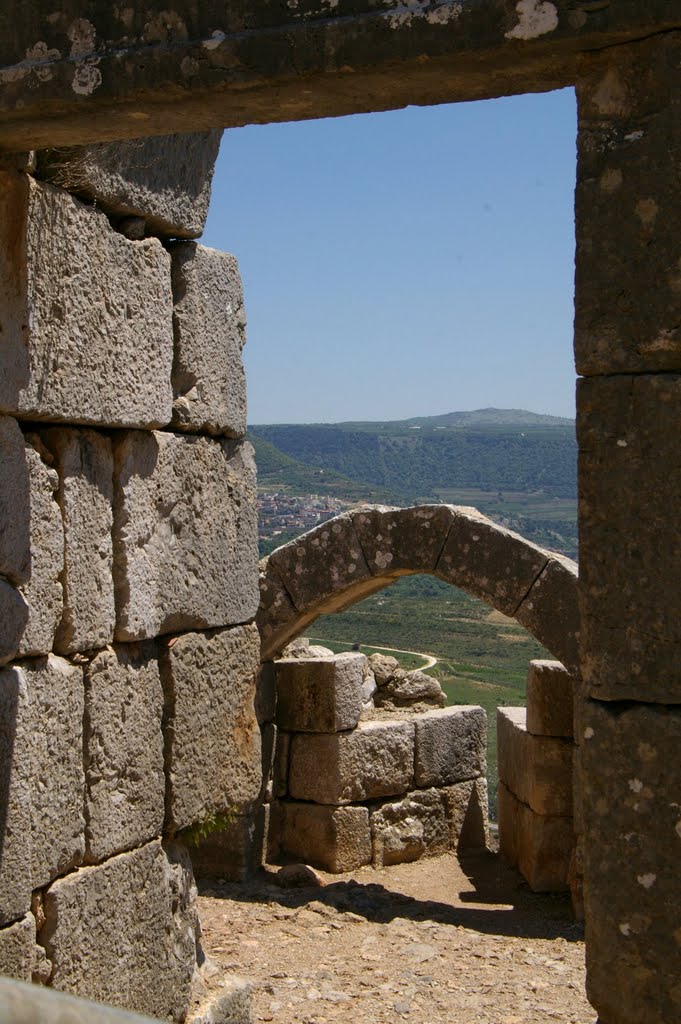 Nimrod fort, Golan heights, Israel by Al-Xander