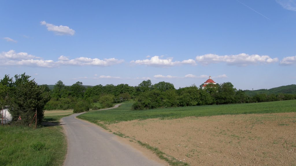 2009, Česká republika, Jihomoravský kraj, Rosice, kaple Nejsvětější Trojice by Petr19, Zastávka, CZ