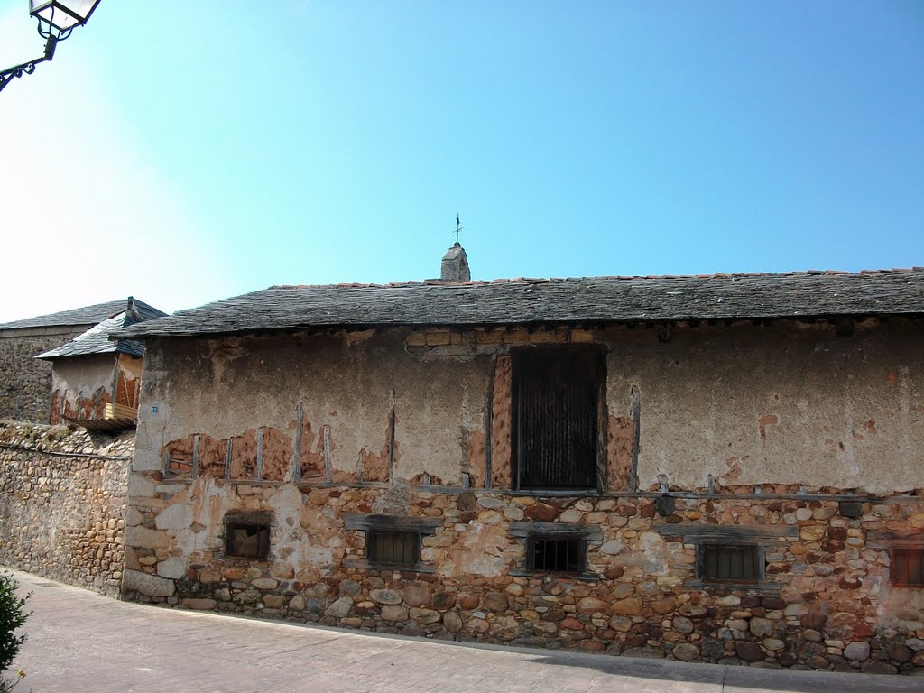 Casa en Santo Tomás de las Ollas. by Hikergoer