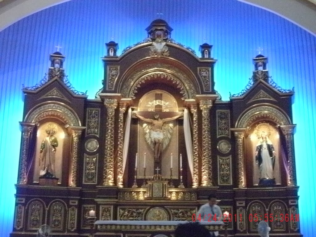 Altar of Jesus in San Pedro Cathedral by jersonmark