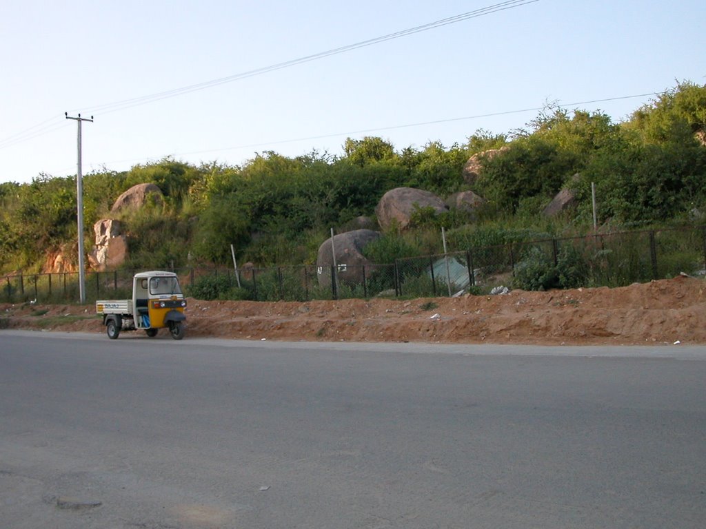 View towards north in front of UBS campus by hamtpa