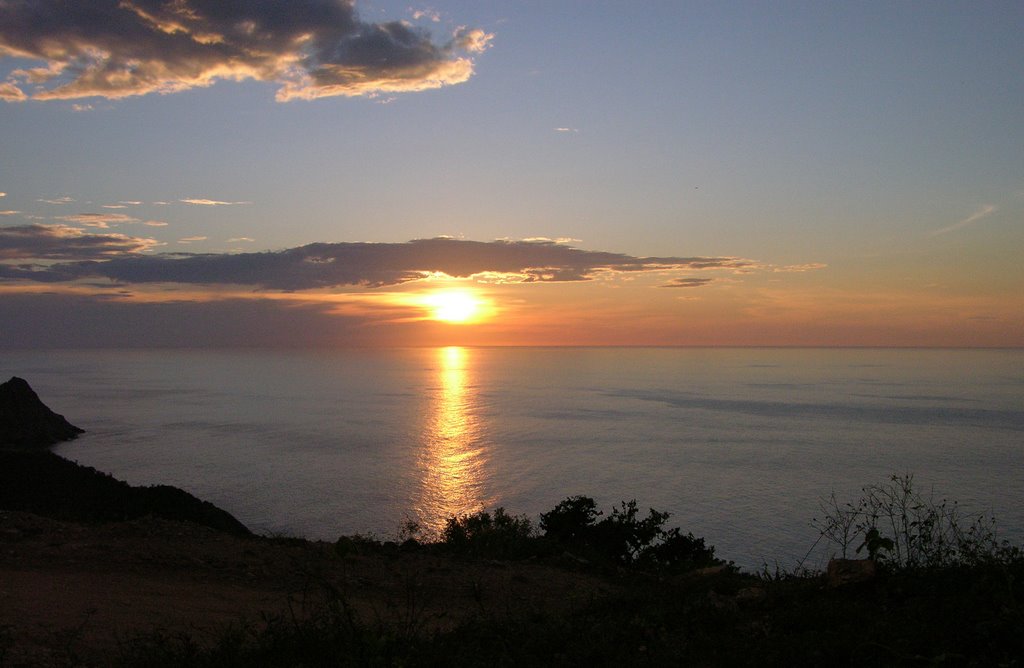 Atardecer en chichi by luis arismendi