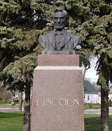 Bust of Lincoln by Center for Heritage Renewal