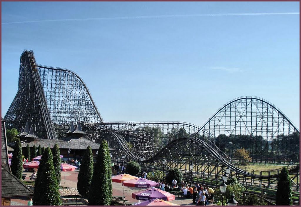 "Colossos" im Heide Park, September 2006 by Dan-Fan