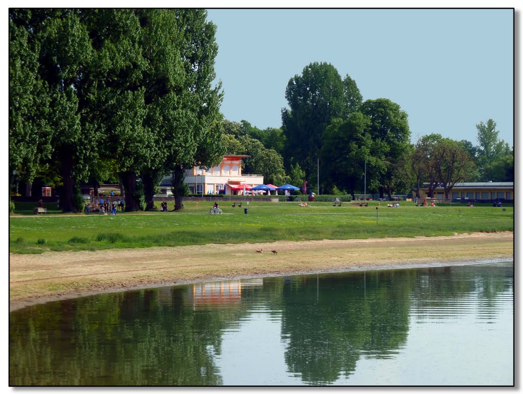 Rheinstrandbad Rappenwört by andrea.j.