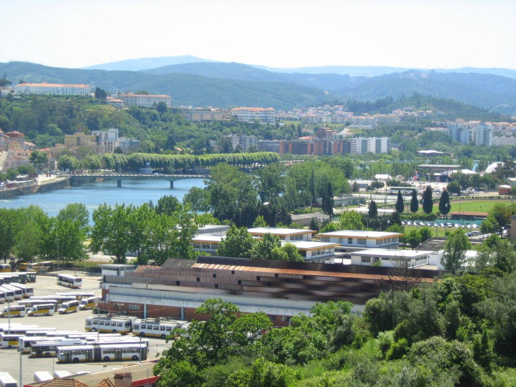 Vista de Coimbra da esplanada do Centro Comercial Forum by CidonioRinaldi