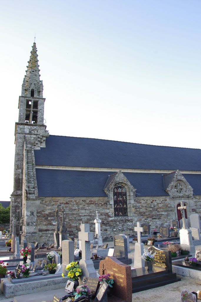 Mousteru - L'église Notre-Dame by André-Charles Vogt