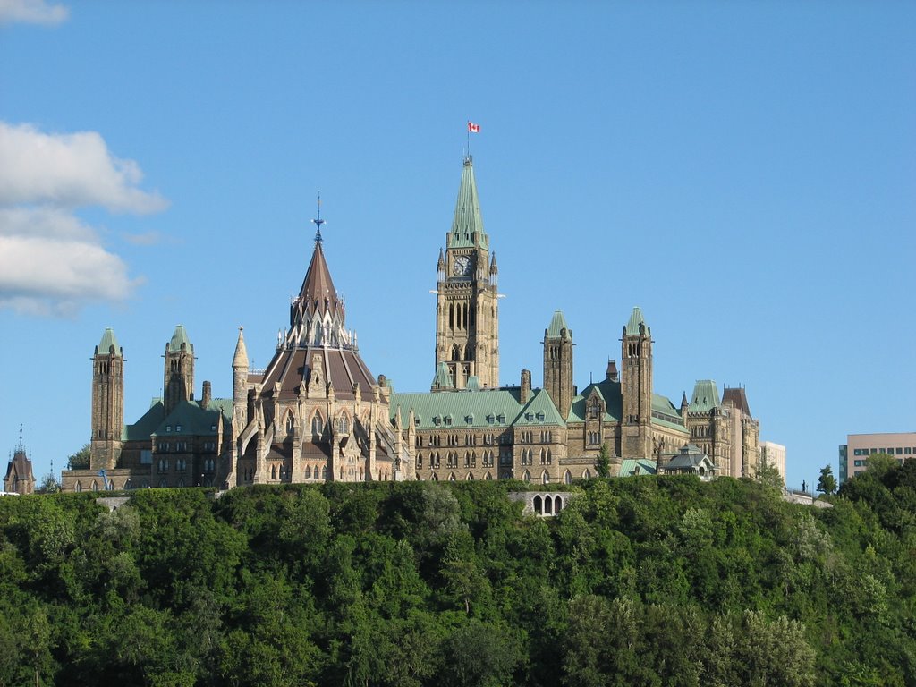 Le Parlement Canadien by Le smatte, Montréal,…