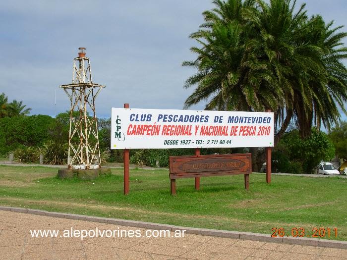 Montevideo - Club Pescadores (alepolvorines) by alepolvorines