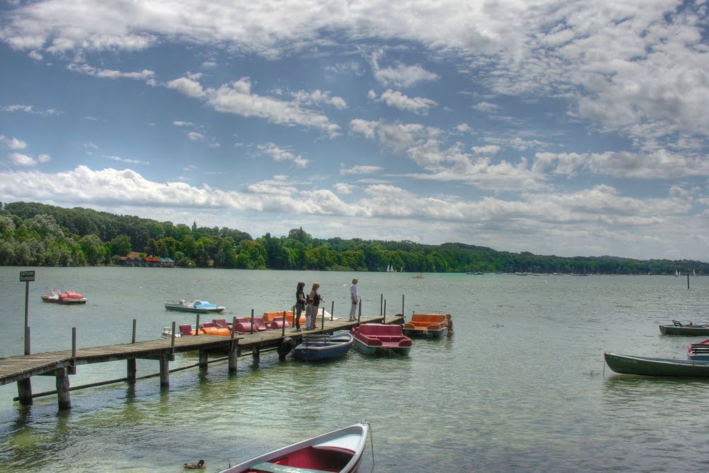 Stegen am Ammersee by Helmar Pfister