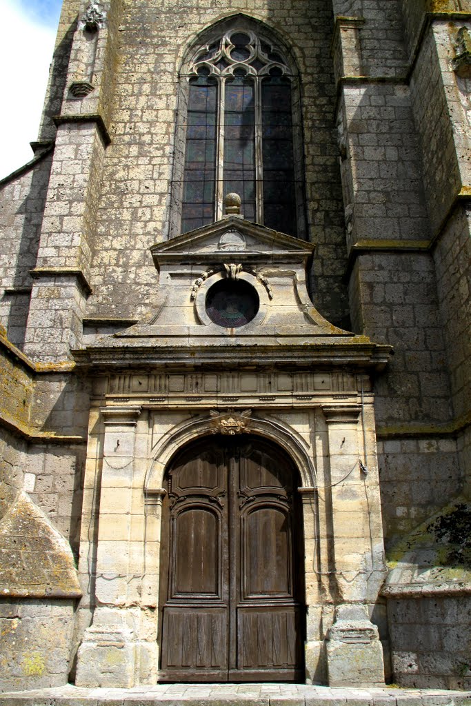 L'entrée de l'église by fvexler