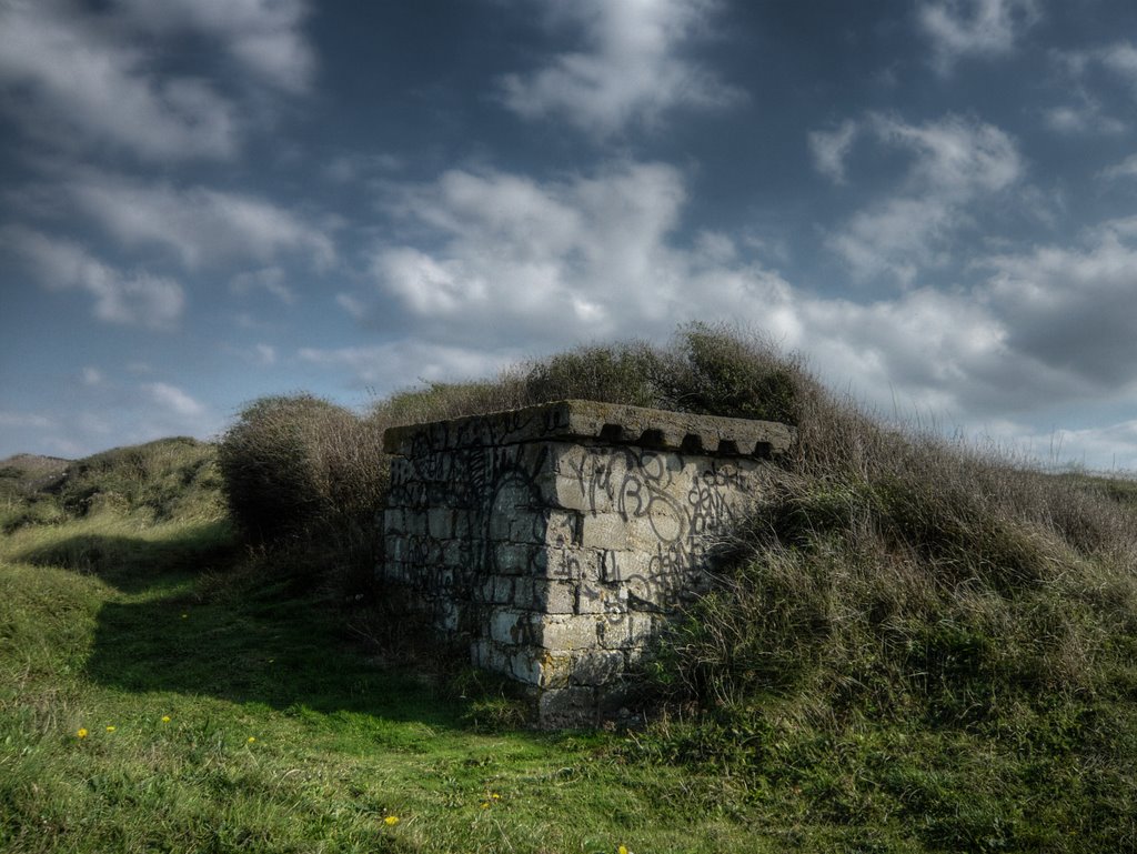 Ambleteuse, France by Ralf Es