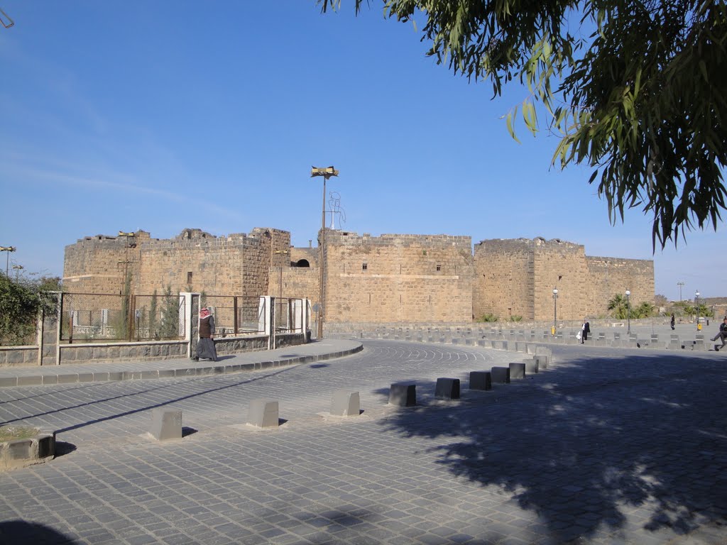 سوريه -بصري-قلعه-syria-bosra-castle by فرج الله جعفري