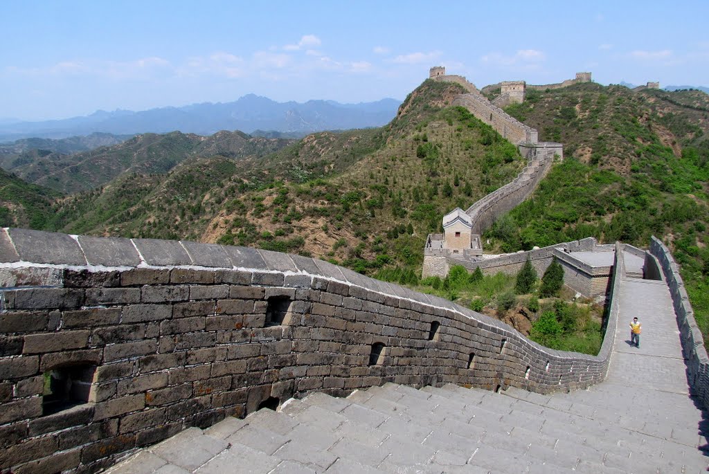 金山岭长城 / 金山嶺長城 自三岔口回望磚垛關 Jin-shan-ling section of the Great Wall by Percy Tai  漆園童