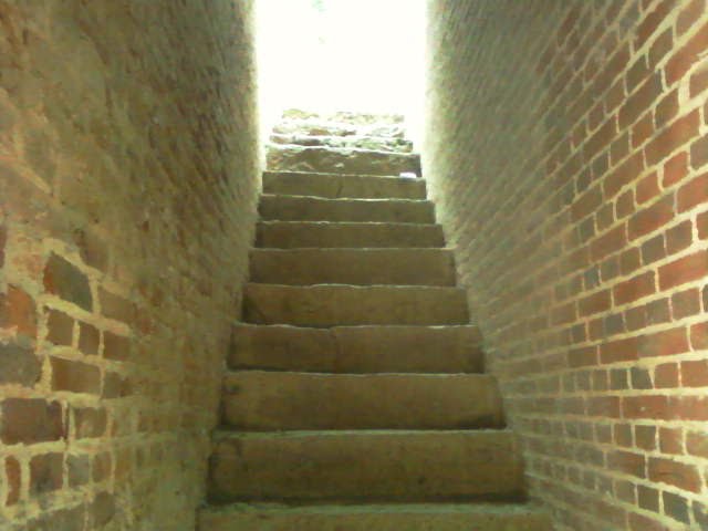 Escalier dans les remparts du Quesnoy. Staircase in the ramparts of Le Quesnoy by Sébastien Bonnet