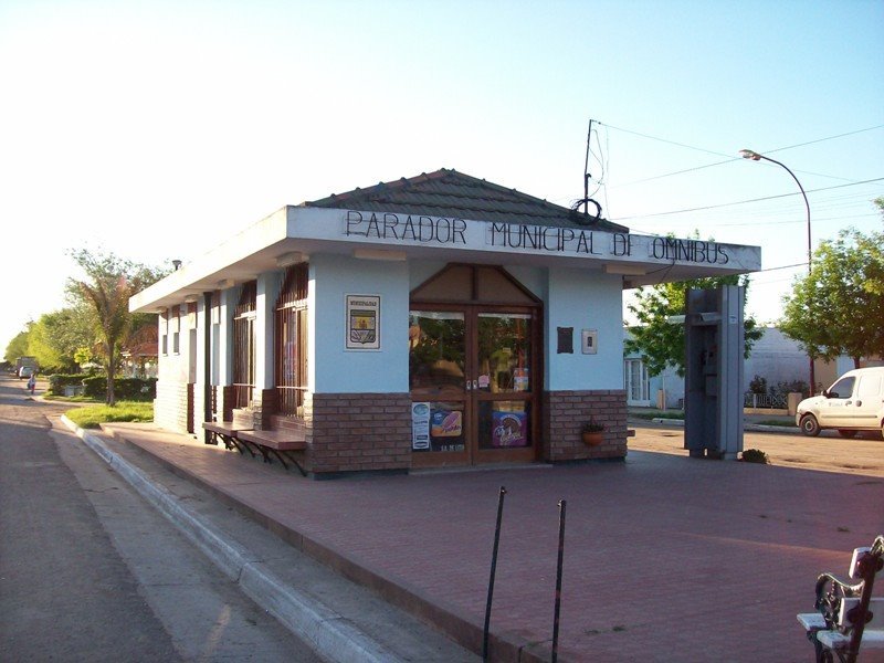 Parador Municipal de Omnibus by Broda Noel