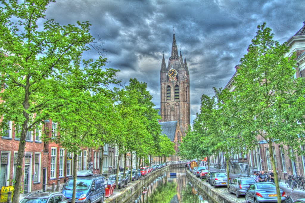 Oude Kerk in Delft by WKT008 光