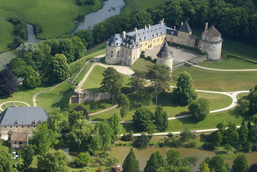 Le château d'Apremont-sur-Allier by POESIE