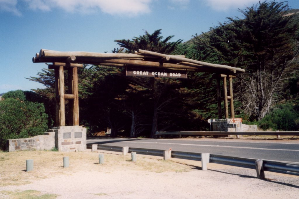 Start Of Great Ocean Road, Victoria by Beno97