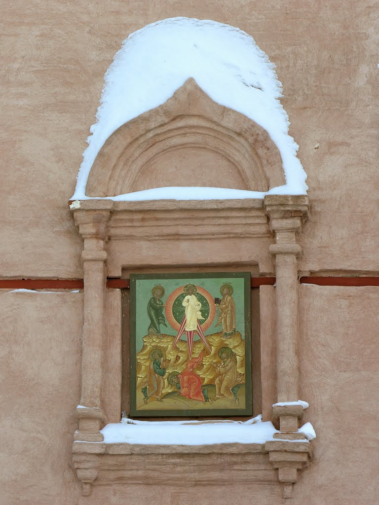 Icon on the wall of Proezdnaya tower of the Saviour Monastery of St. Euthymius by IPAAT