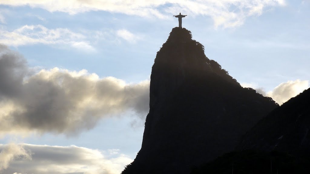 BRASIL Río de Janeiro, Cerro Corcovado y Cristo Redentor desde Botafogo by Talavan