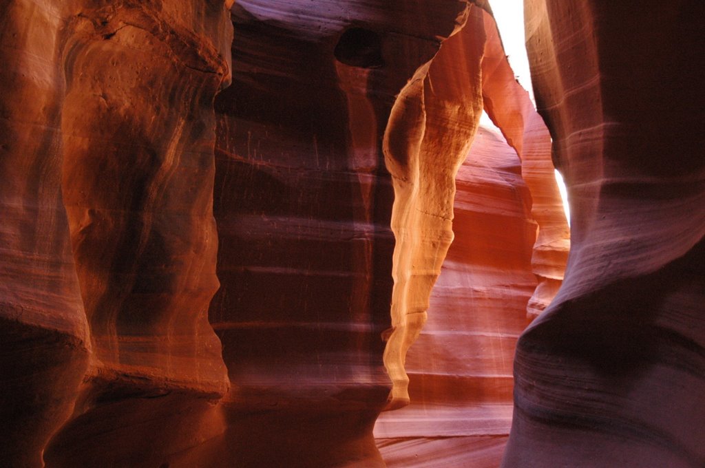 Antelope Canyon by miro59