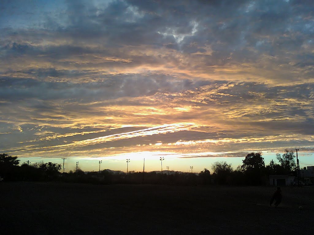 Bello Atardecer by VAAM