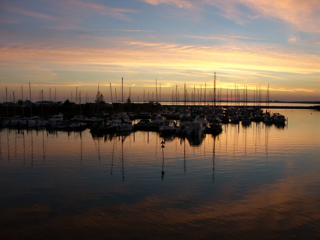 Sunset at Brøndby Habour okt. 2007 by Per Sorensen