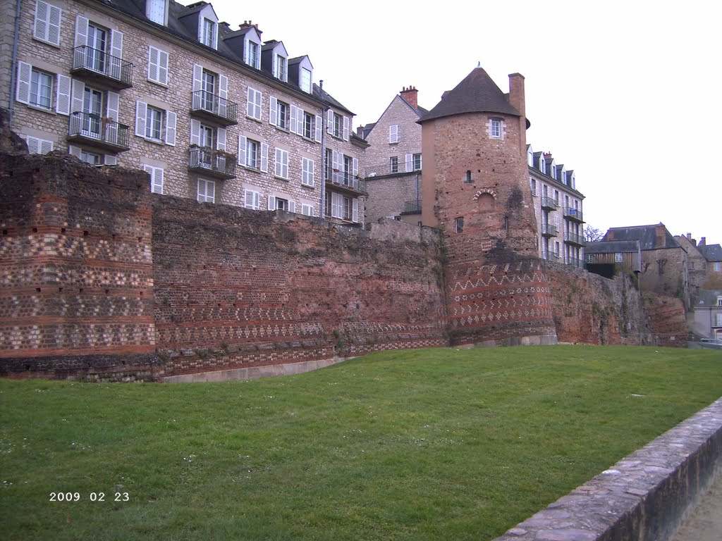 Le mans,enceinte gallo-romaine by voigtlander,jp.pourcines