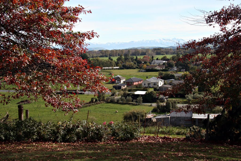 Pleasant View, Pleasant Point NZ by Ian Stehbens