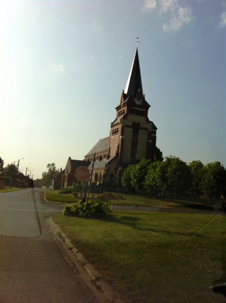 Petit village en Picardie by Corvisier Laurent