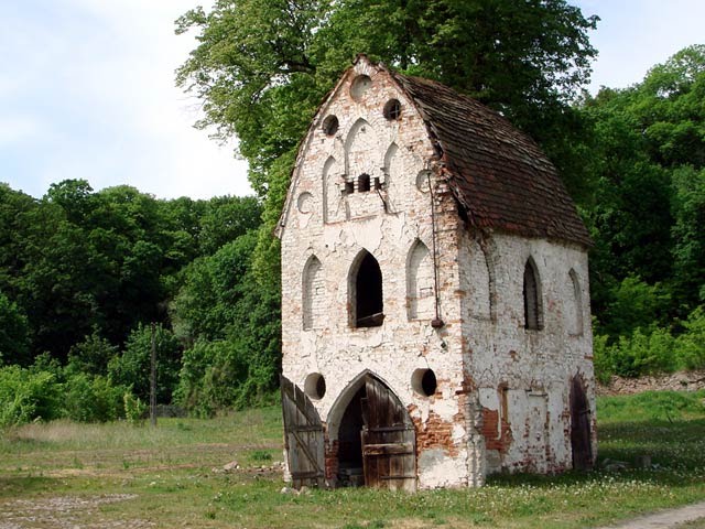 Schloss Tamsel - Taubenhaus by rotofo