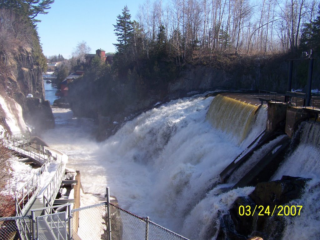 Dam in St. George by Pmosher