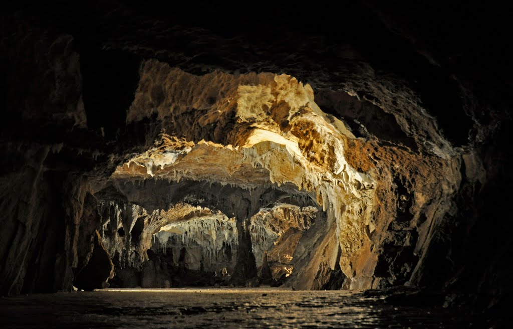 Grotte de Choranche by gerdschwenke