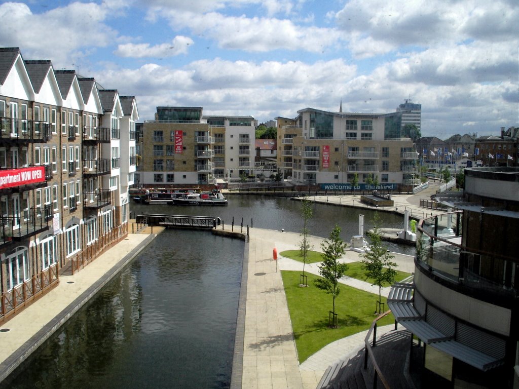 Brentford Canal 2006 by muba