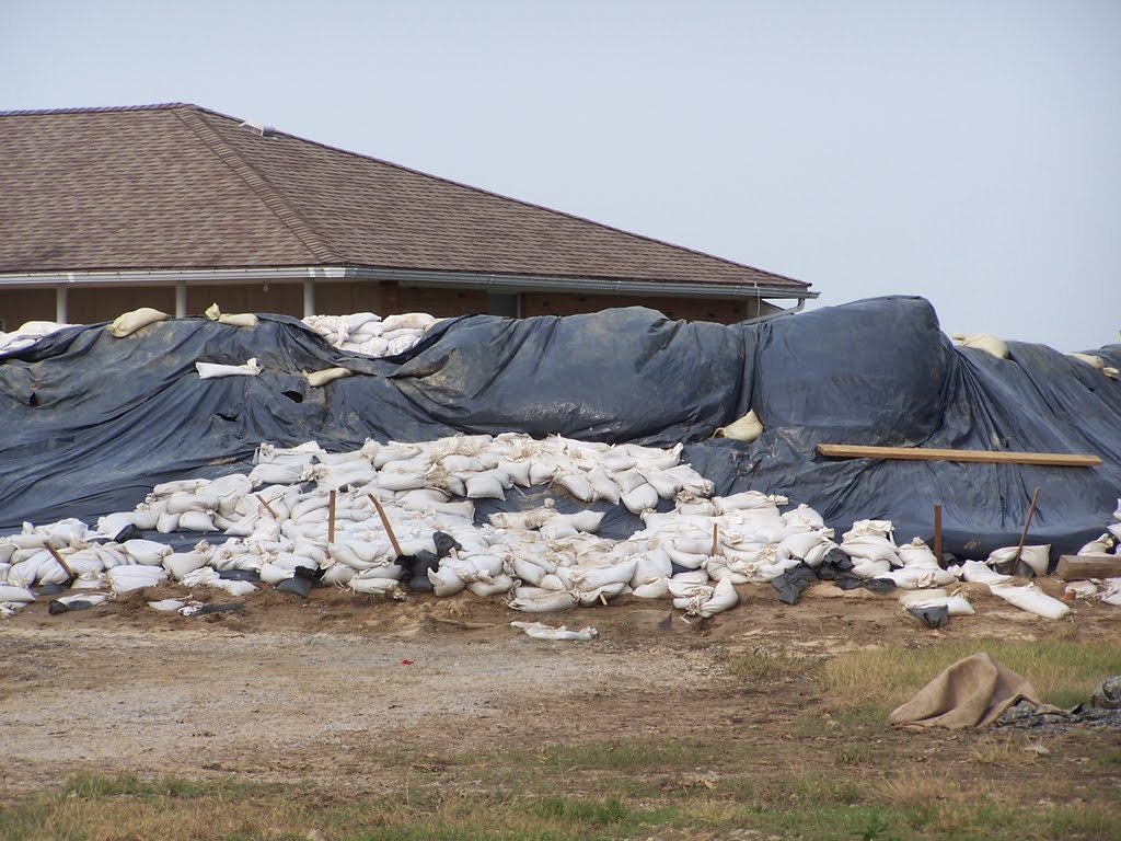 Flood Victim Near New Shawneetown In Southern Illinois......(1622394350) by 1622394350