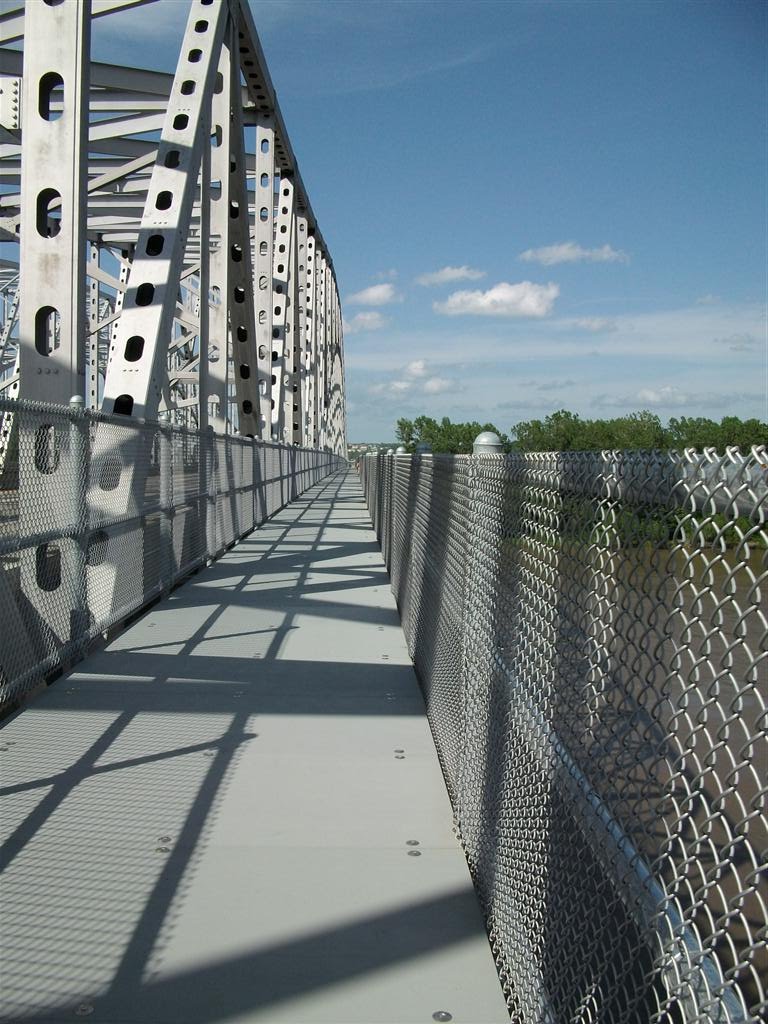 Looking north on the pedestrian walkway over the Missouri River, Jefferson City, MO by marnox1