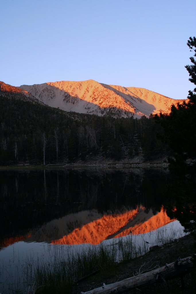 Dry Lake at sunrise by Go^2