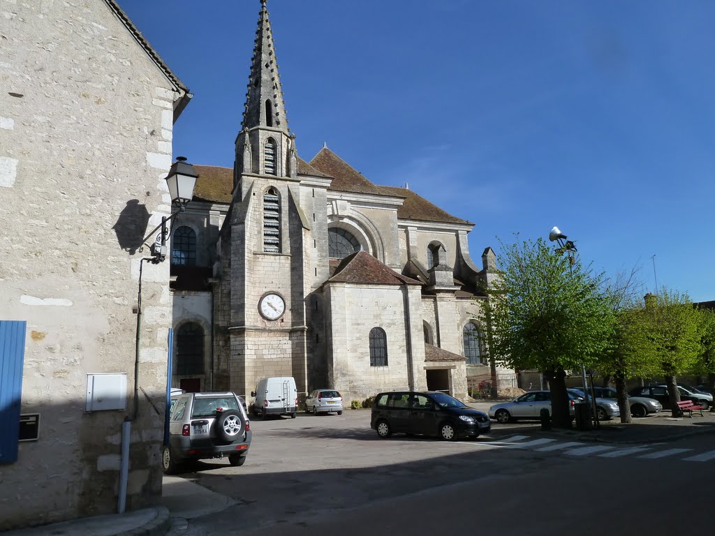 The church Coulanges April 2011 by kelvynandjoan