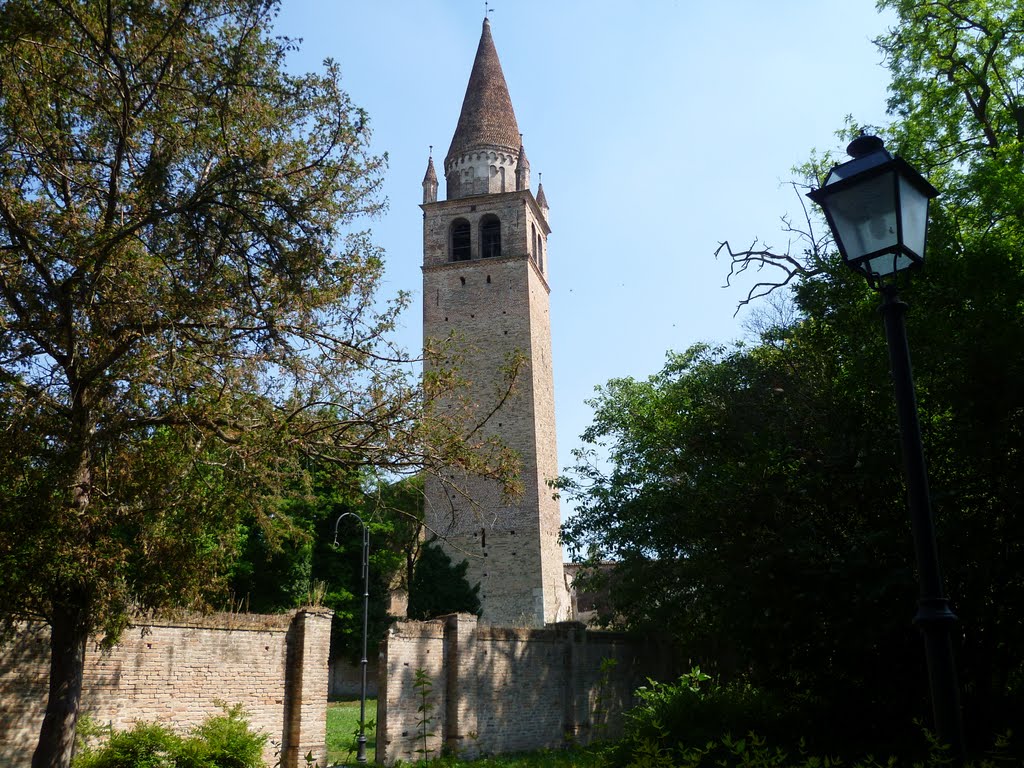 Badia Polesine (RO) - Campanile dell'Abbazia della Vangadizza by leochiodojeans