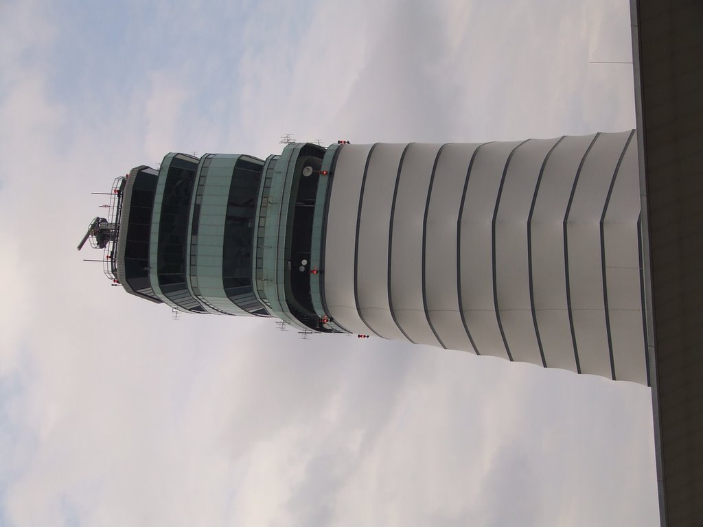 Control tower - Schwechat airport by lubossanoba