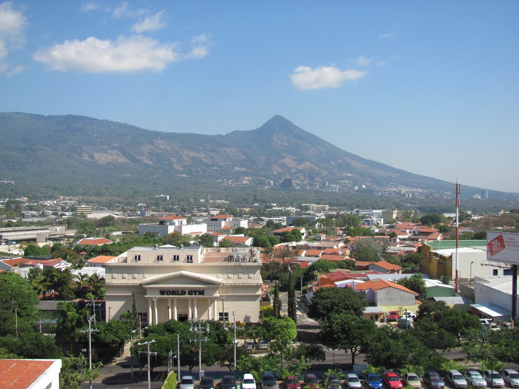 San Salvador desde Santa Elena by gjjimenez