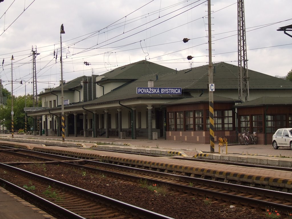 Reail station Povazska Bystrica by lubossanoba