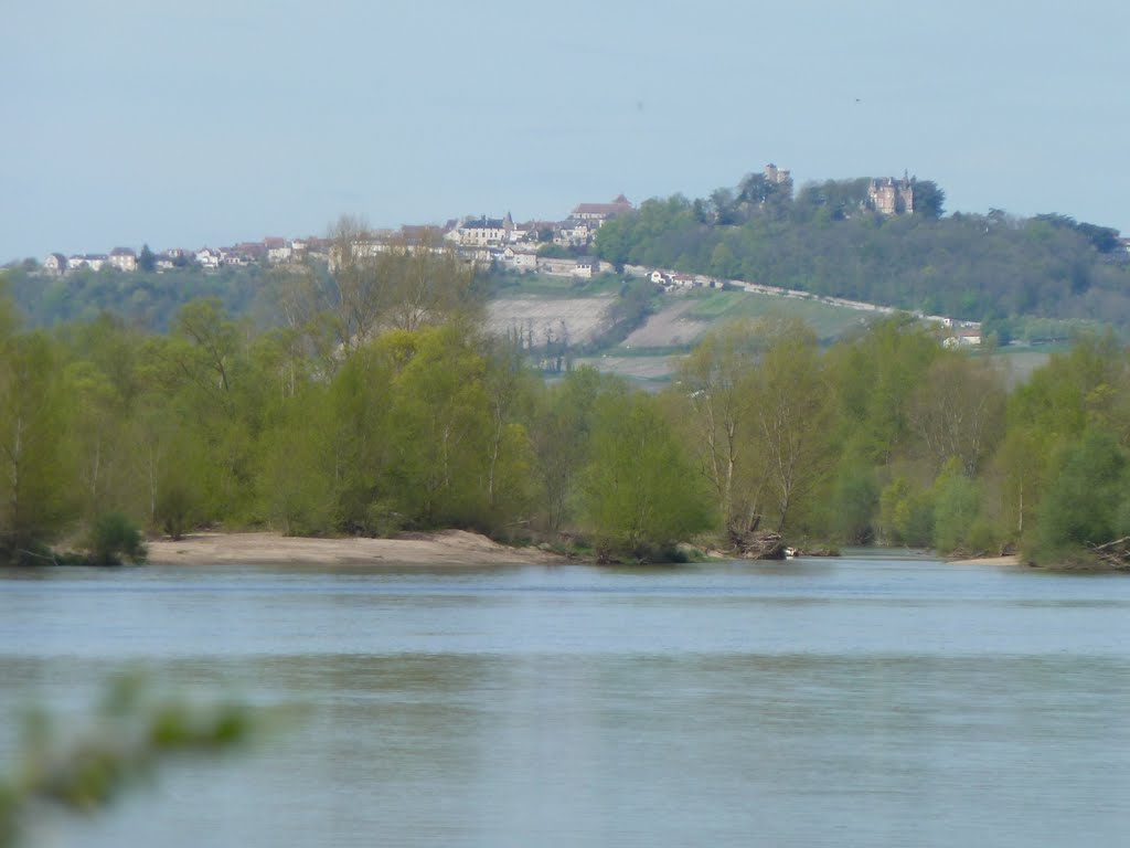 Looking towards Sancerre by kelvynandjoan