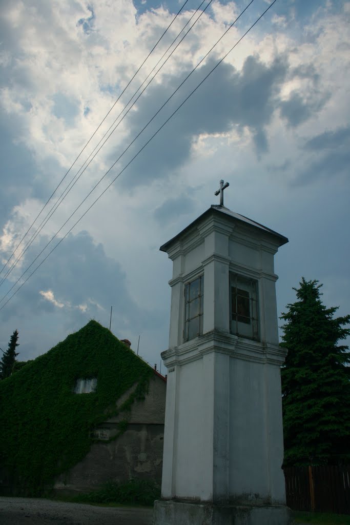 Svatostánek na ul. Ostravská by FotoMor