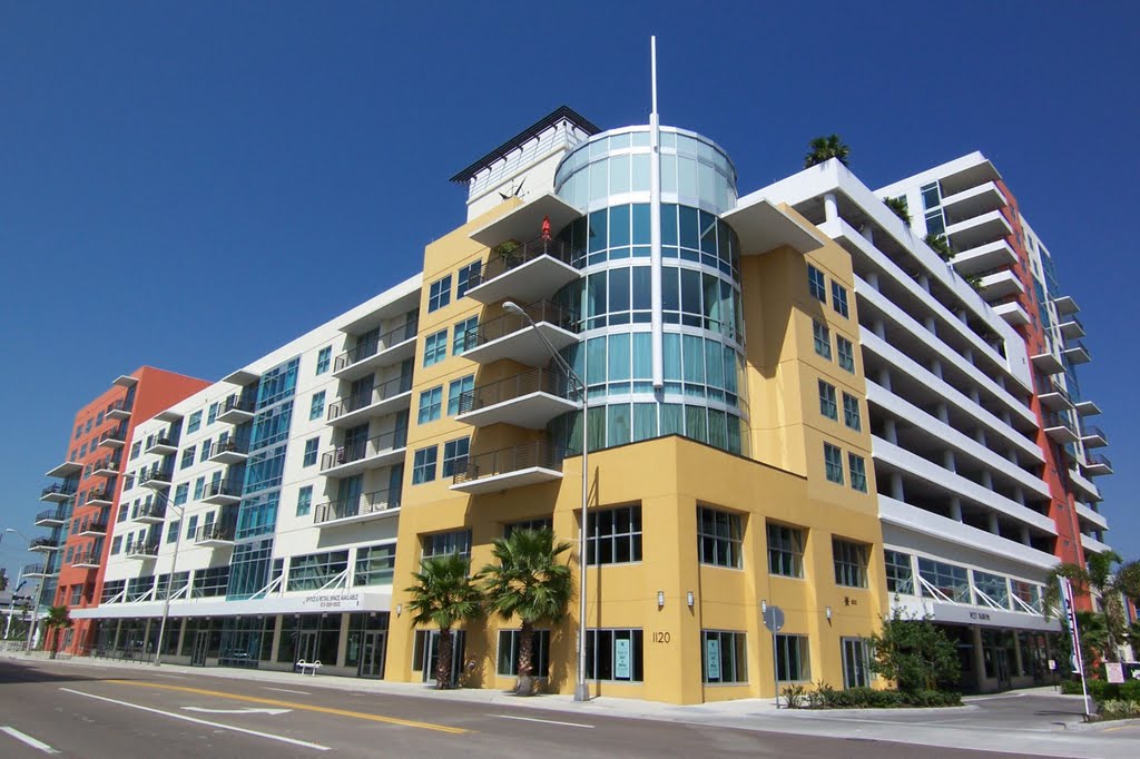 Grand Central Condo Tampa Florida by FlaPropertyFinder