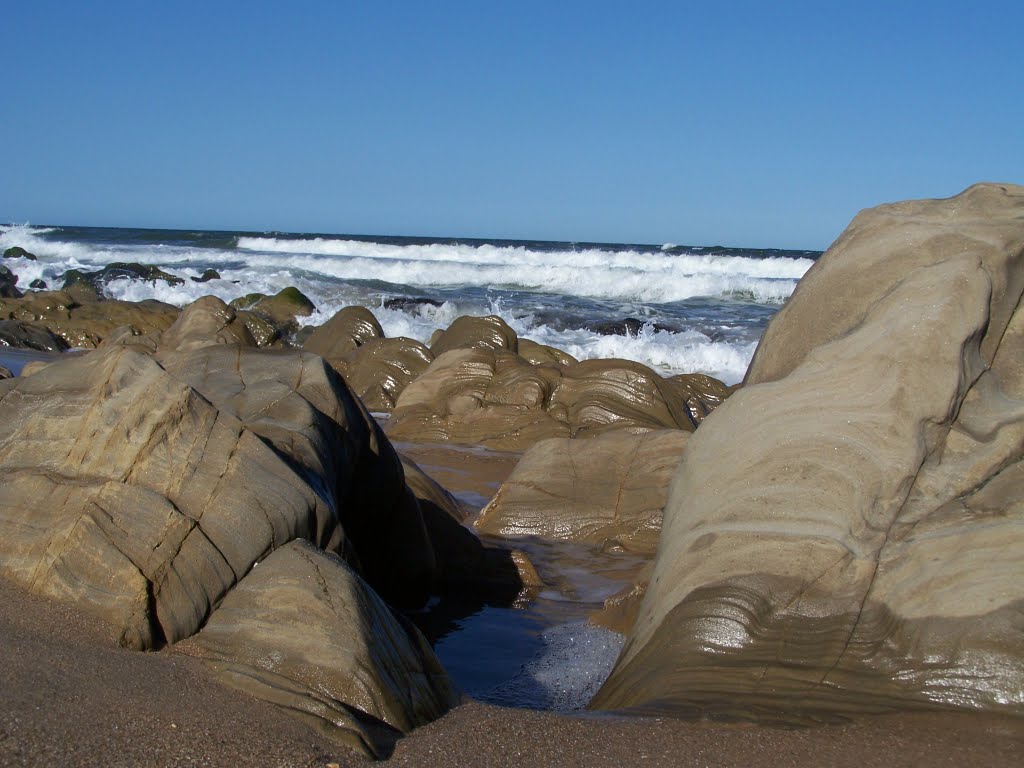 Rocas | La Pedrera | Uruguay by okta!