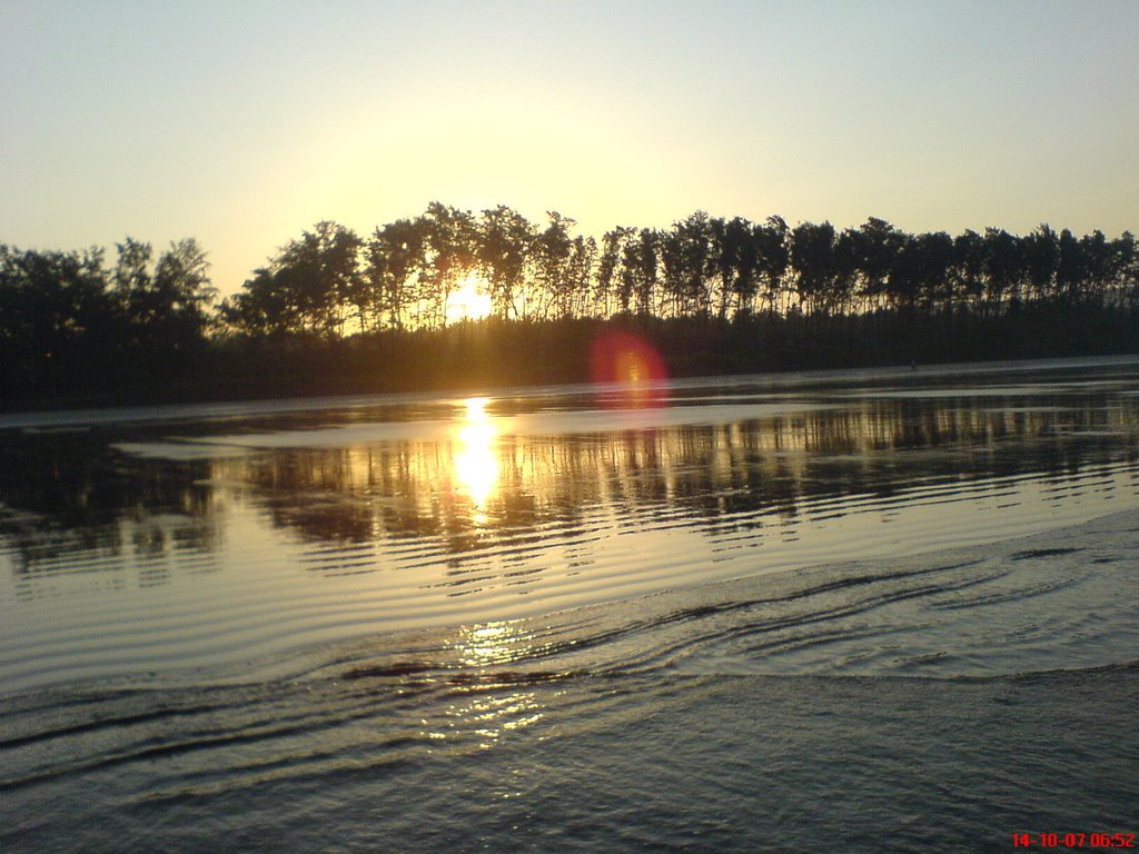 Sunrise at Srivardhan beach by Santosh Satam