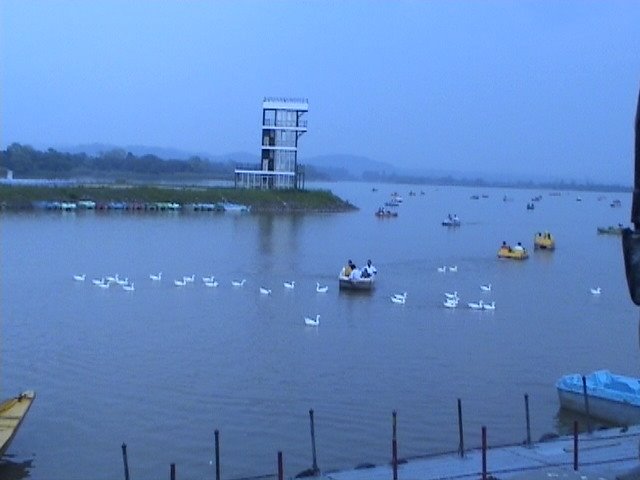 sukhna lake by pklko_17