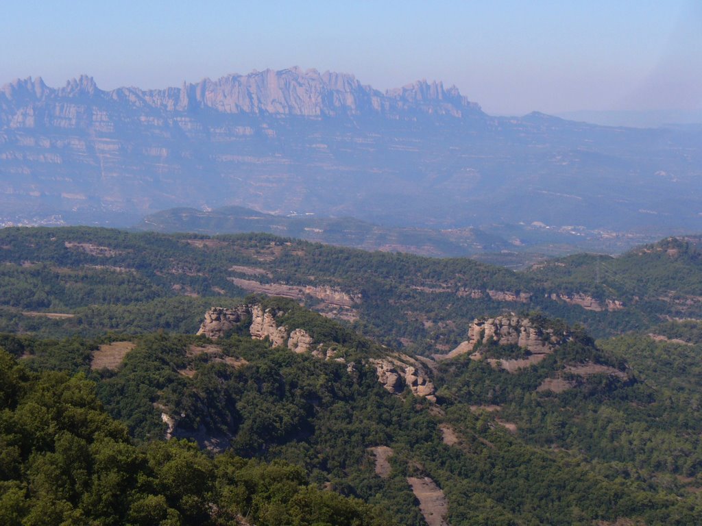 Montserrat des de L'Obac by Joaquim Calvet